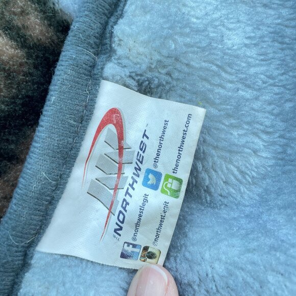 James Hautman 50" x 65" Howl At The Moon Fleece Wolf Throw Blanket Cabin Nature - Picture 6 of 8